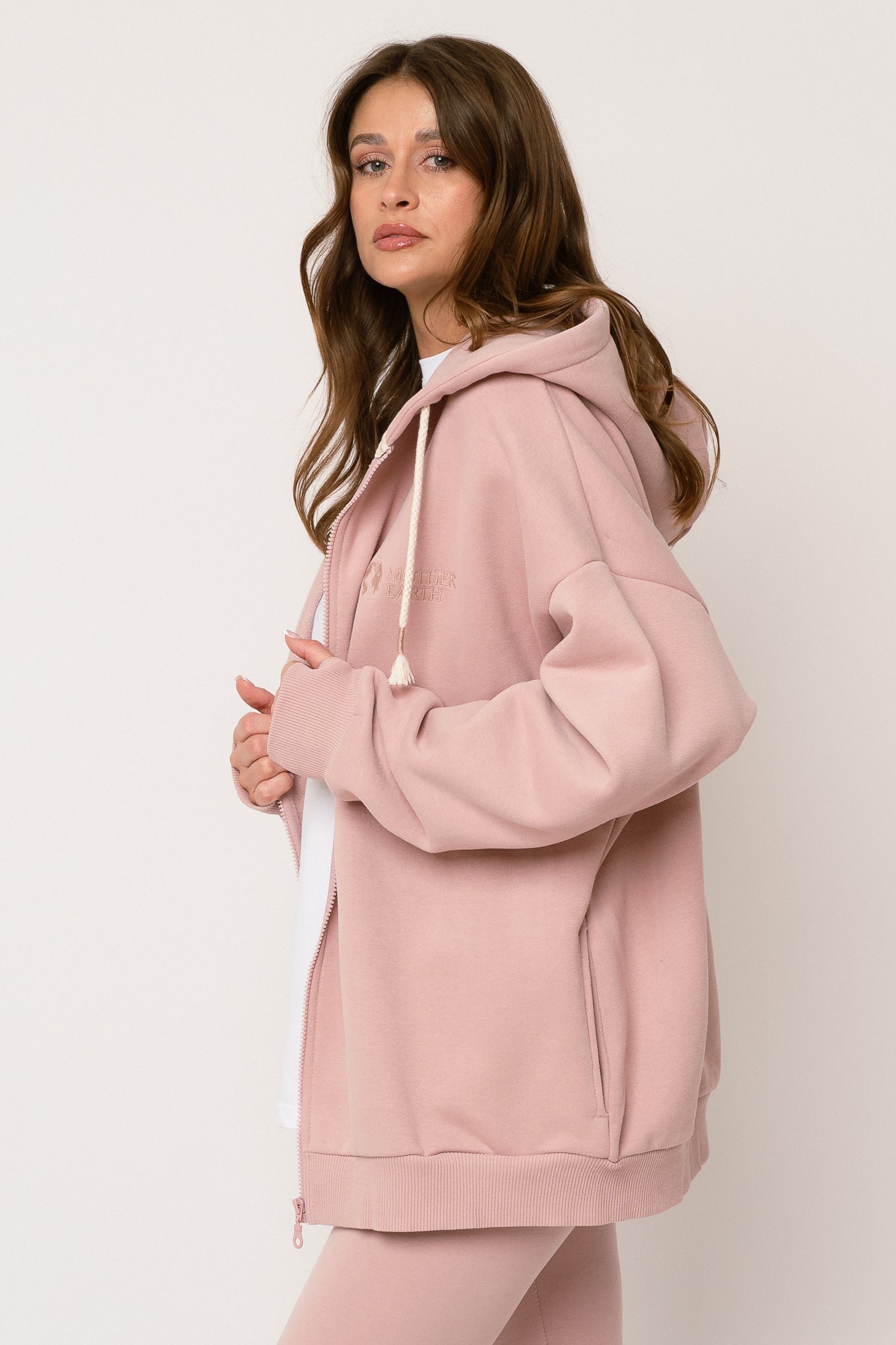 BLUZA Z KAPTUREM ROZPINANA JASNORÓŻOWA - NIKO