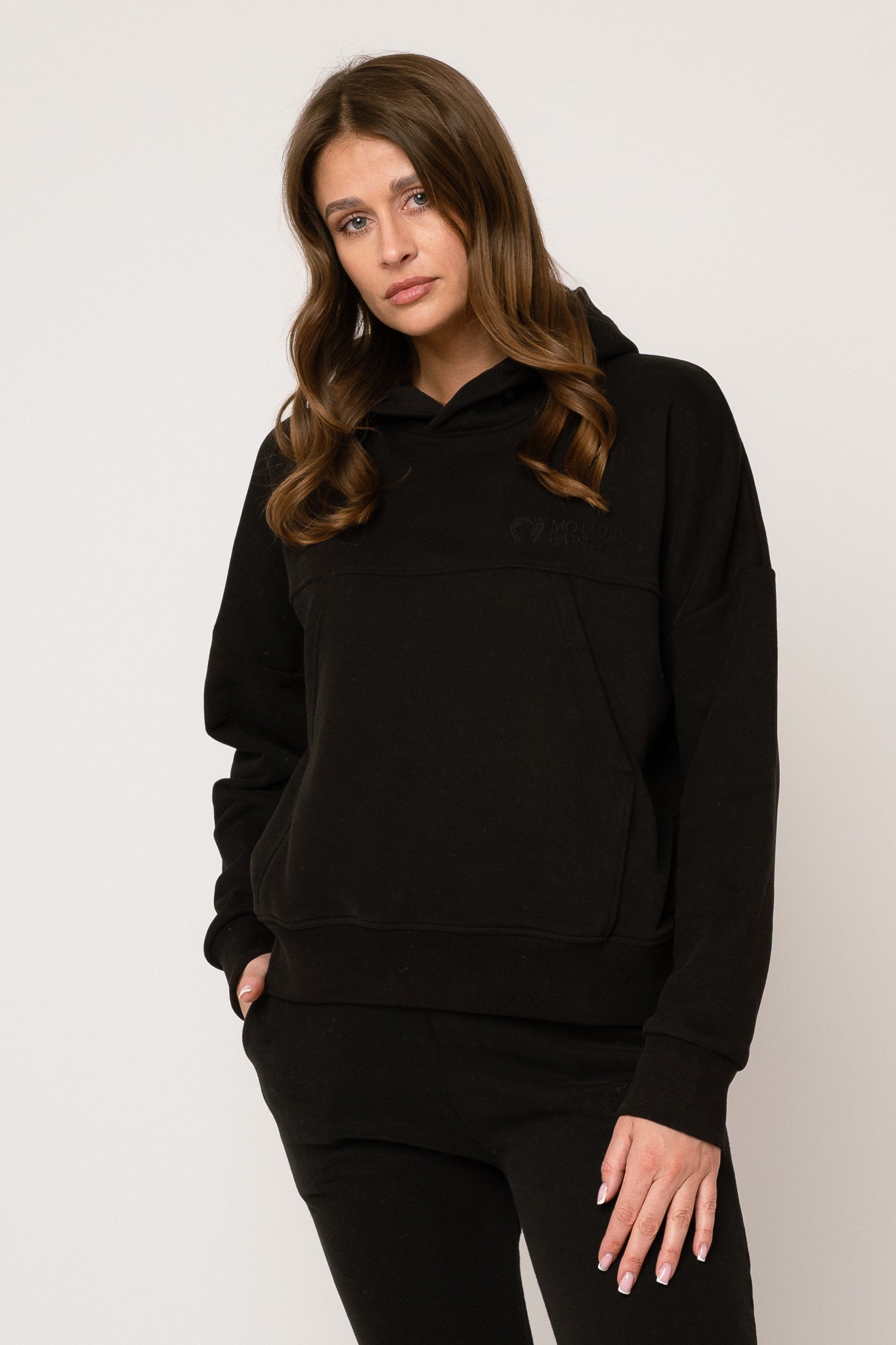 BLUZA Z KAPTUREM CZARNA - MURIA
