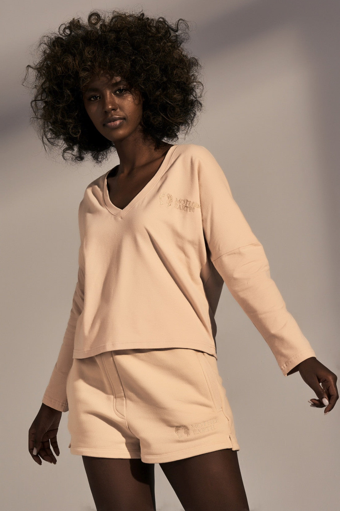 LONG SLEEVE V-NECK BLOUSE BEIGE - ANTWERP