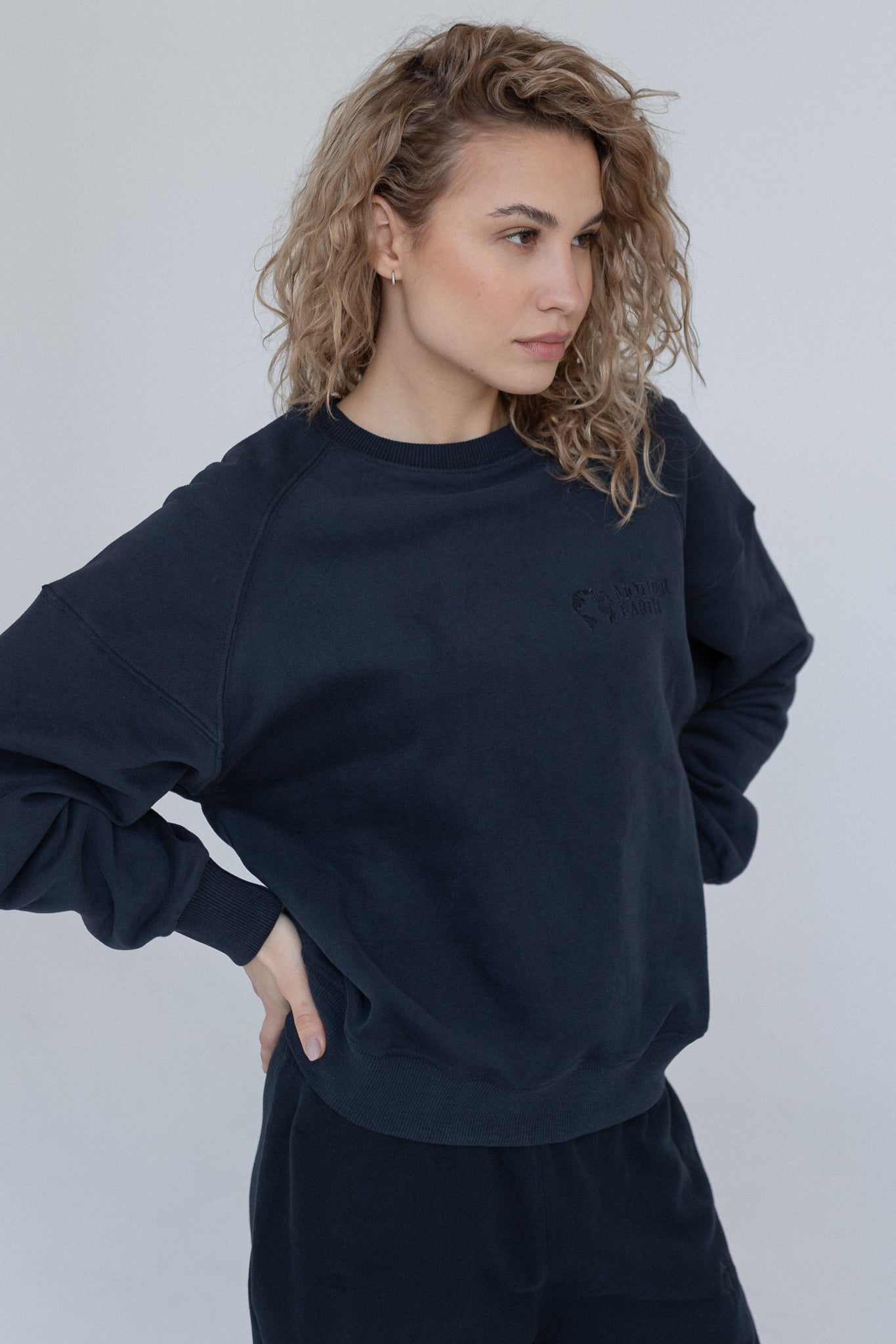 REGULAR FIT NAVY BLUE SWEATSHIRT - ARMINA