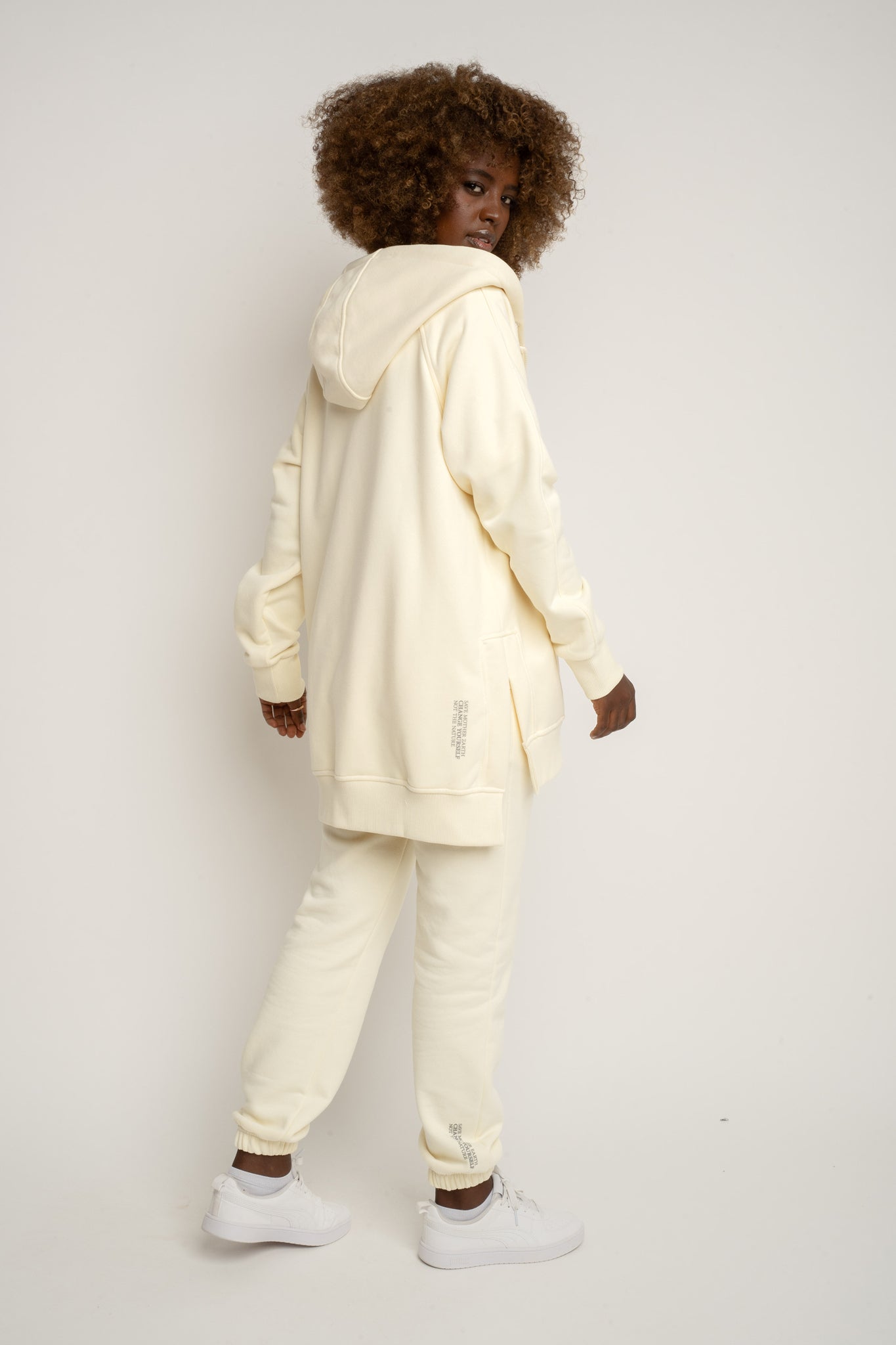 LONG ZIPPED HOODIE LIGHT BROWN - ESMERALDA