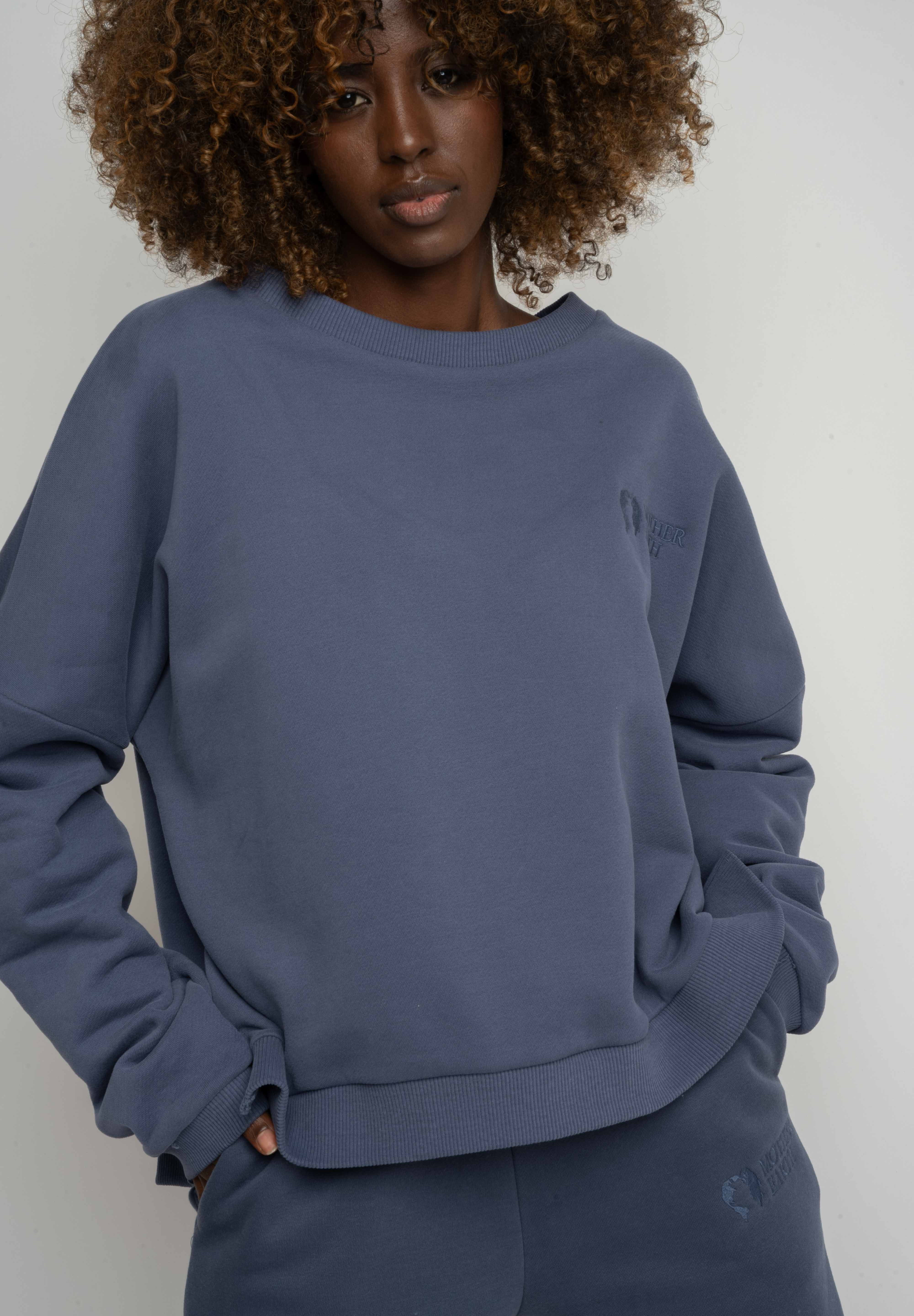 BLUZA O KROJU REGULAR FIT Z DŁUŻSZYM TYŁEM 2nd DROP GRANATOWA - COOK