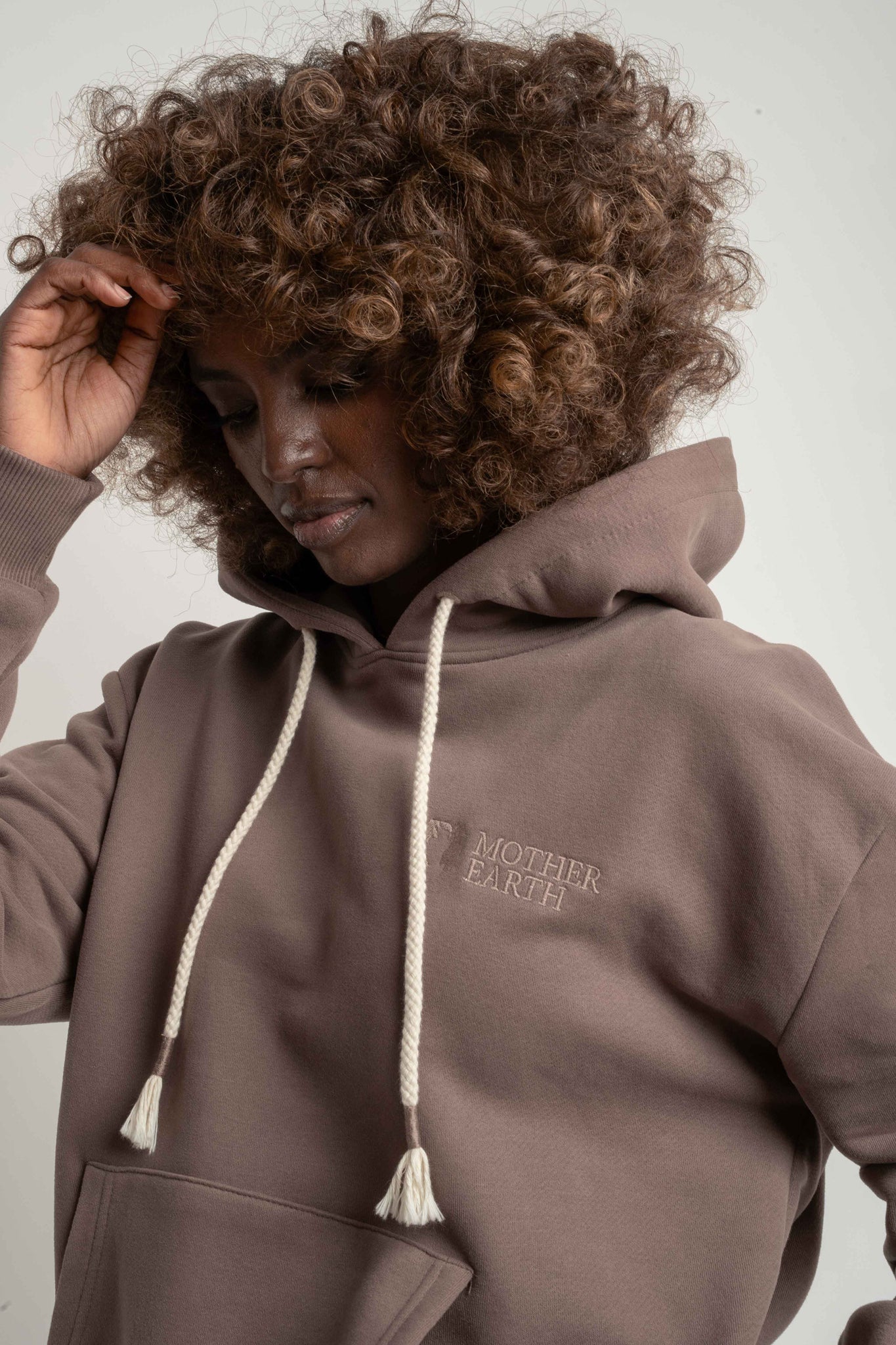 HOODIE CAPPUCCINO - MOHELI