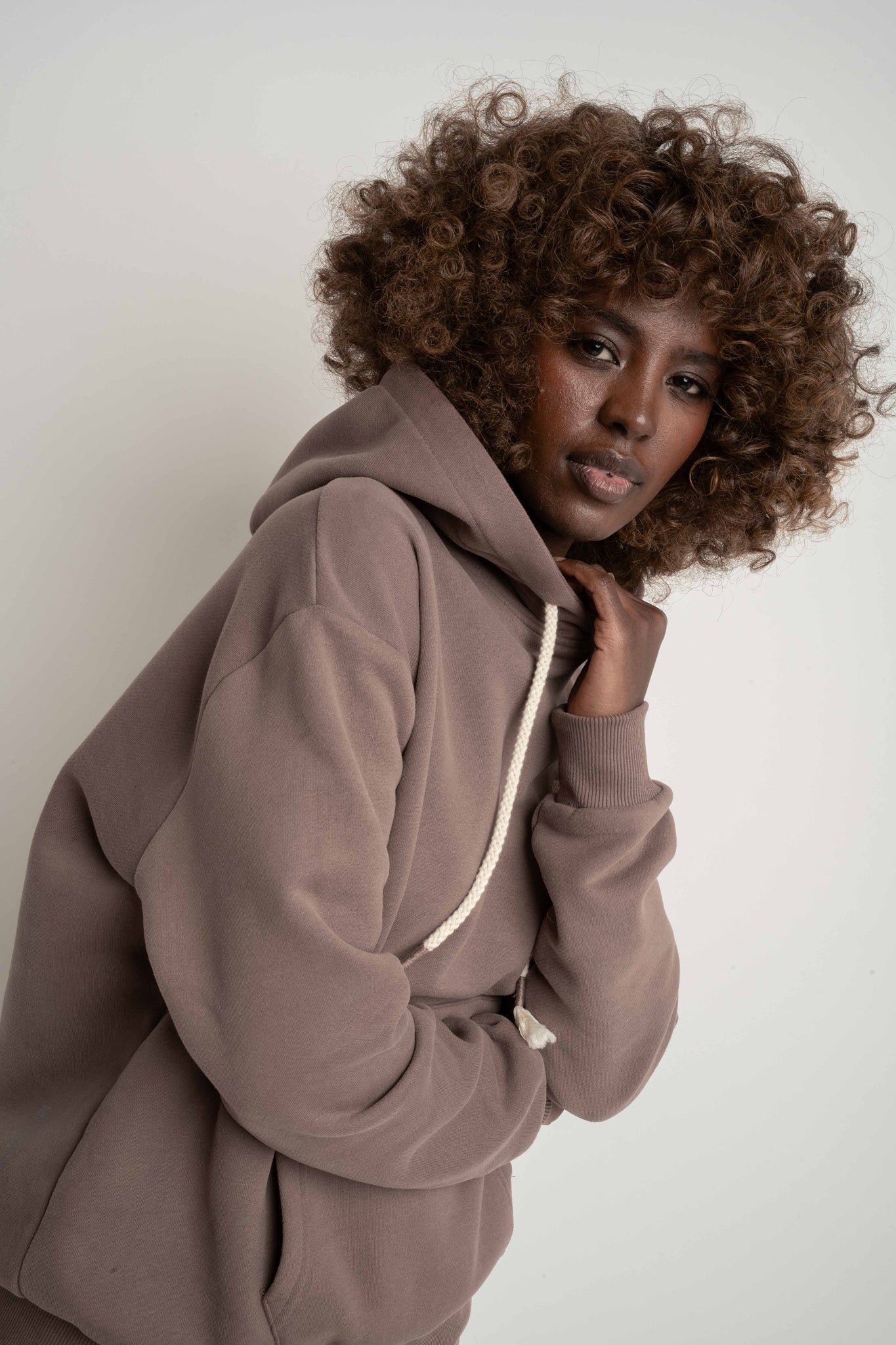 HOODIE CAPPUCCINO - MOHELI