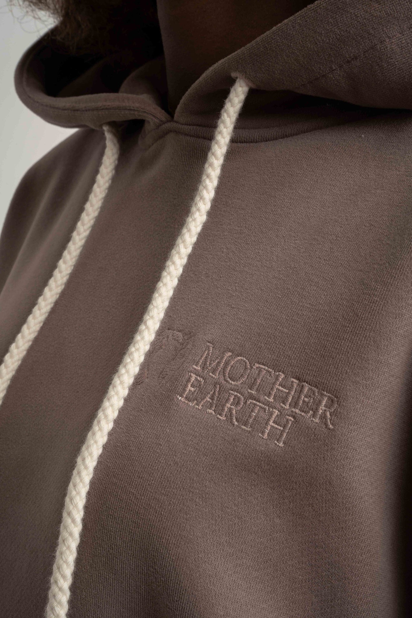 HOODIE CAPPUCCINO - MOHELI