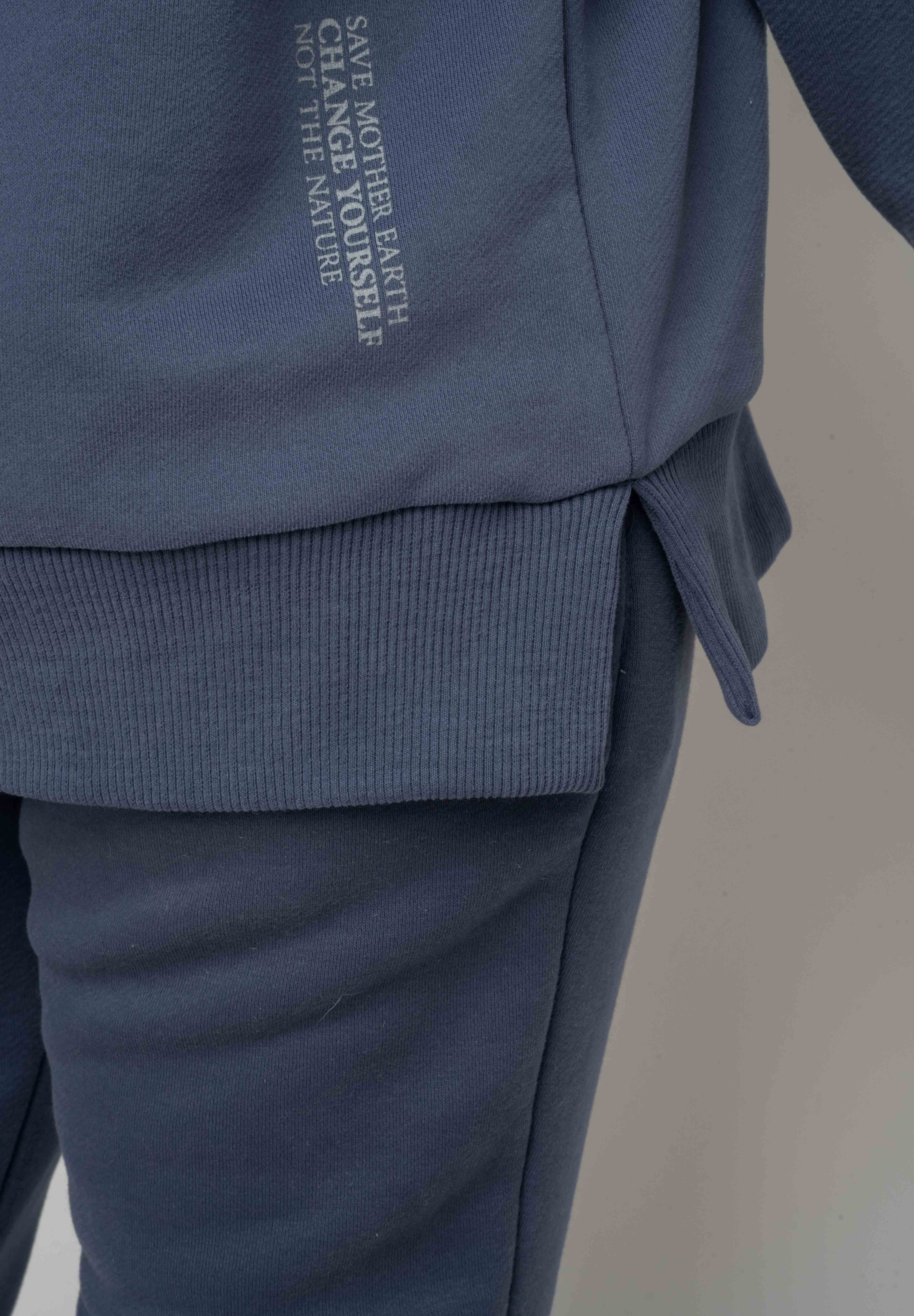 BLUZA OVERSIZE Z SZEROKIM DEKOLTEM 2nd DROP GRANATOWA - MULL