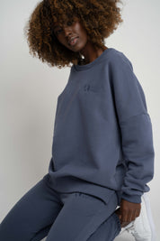 BLUZA OVERSIZE Z SZEROKIM DEKOLTEM 2nd DROP GRANATOWA - MULL