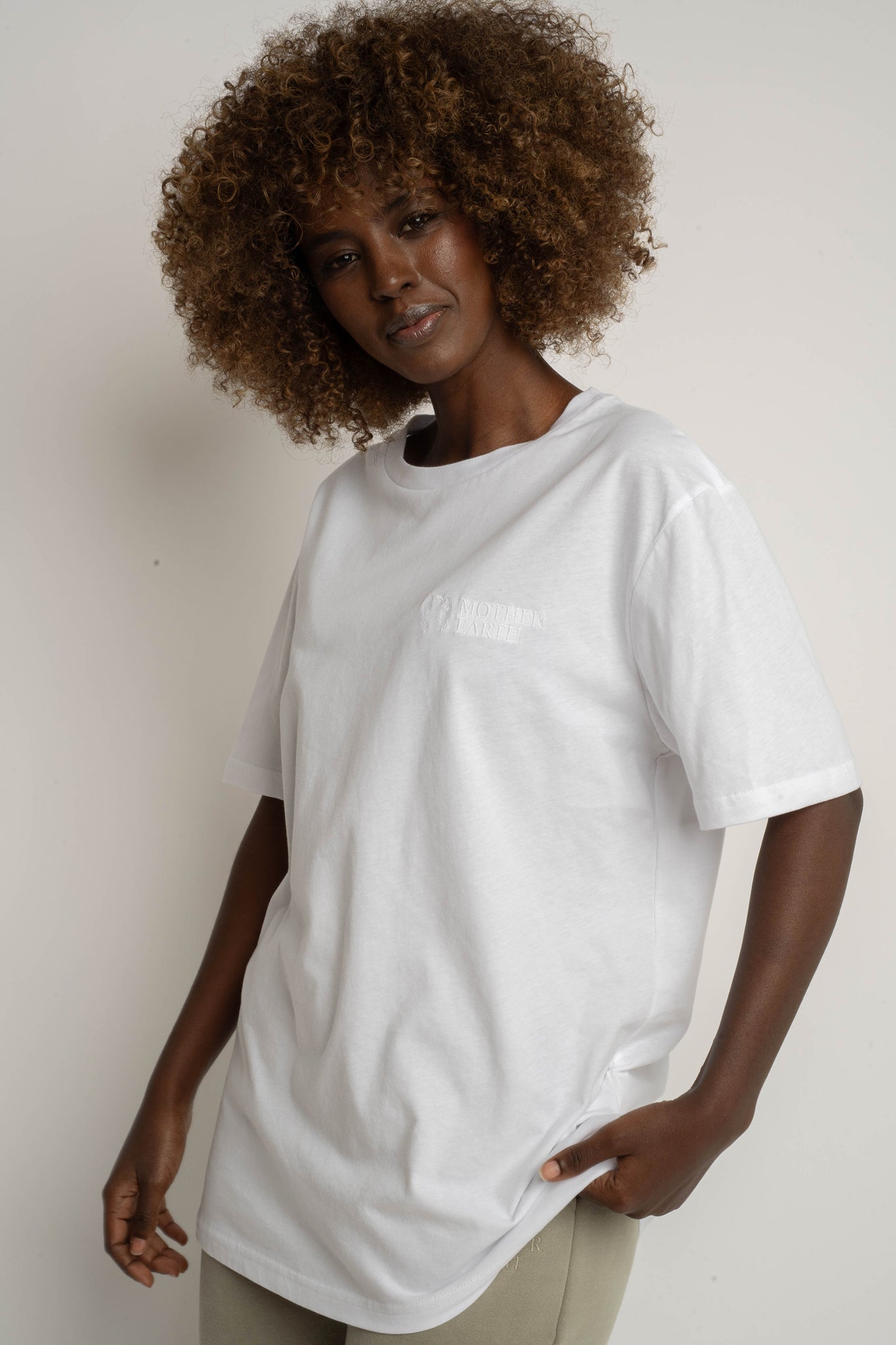 T-SHIRT DAMSKI BIAŁY - BALI