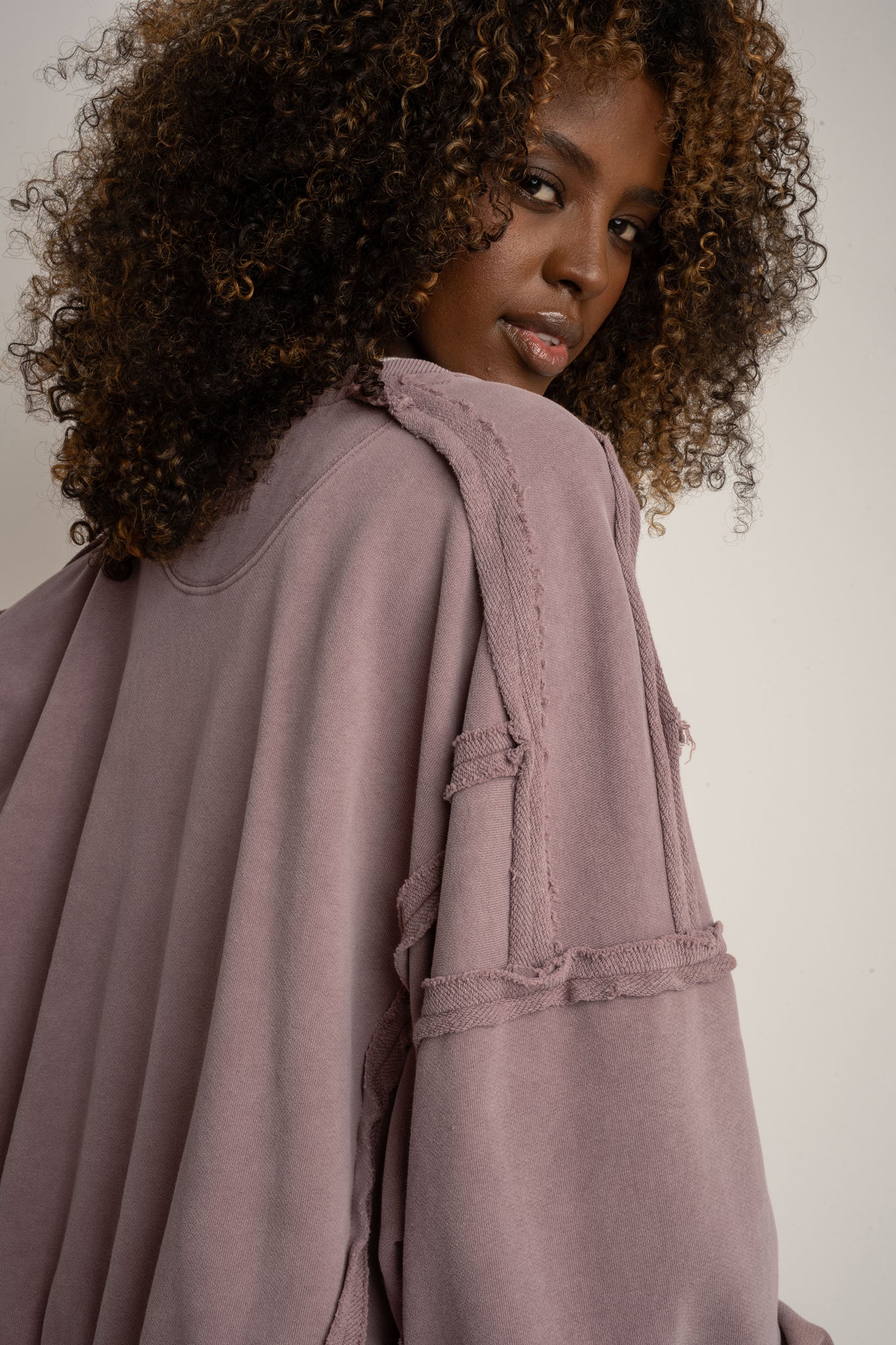 BLUZA Z EFEKTEM WASHED BORDOWA - DALARNA