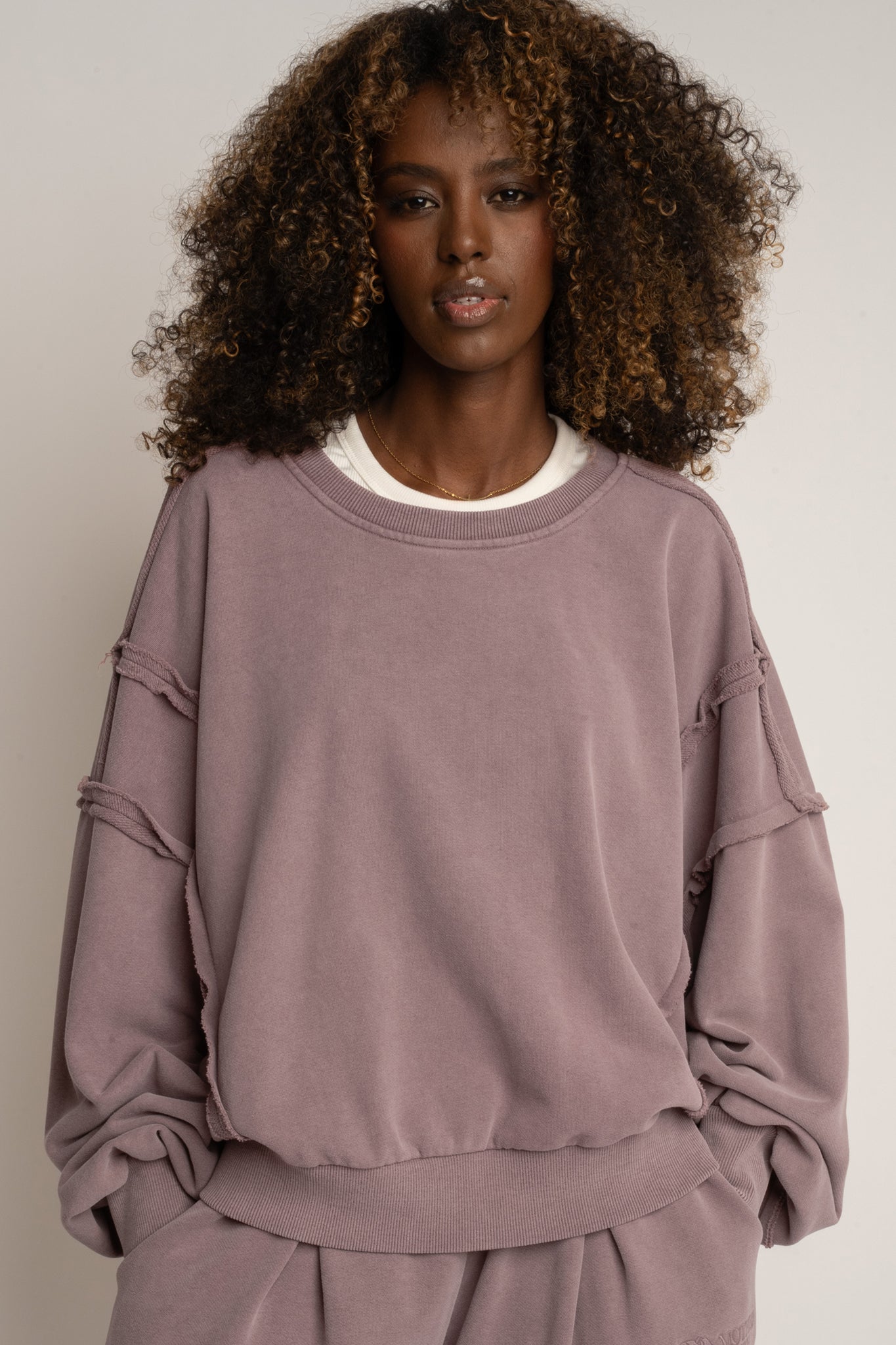 BLUZA Z EFEKTEM WASHED BORDOWA - DALARNA