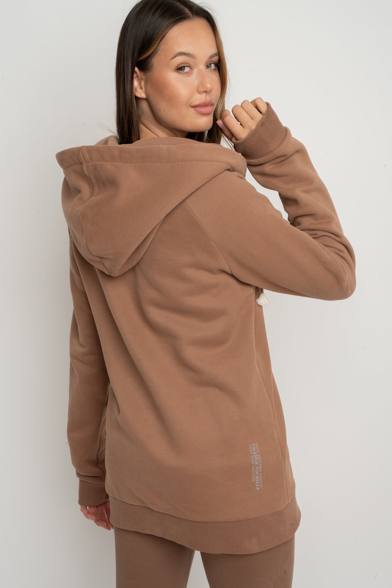 ROZPINANA BLUZA Z KAPTUREM  BRĄZOWA - ZANZIBAR
