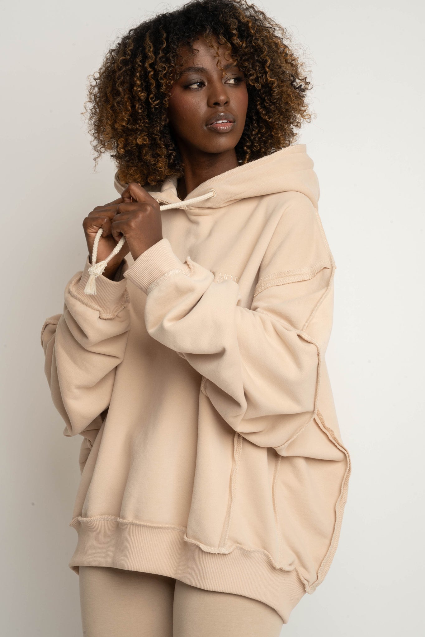 OVERSIZE HOODED SWEATSHIRT BEIGE - NESCA