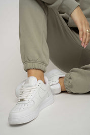 OLIVE BAGGY SWEATPANTS - KARPATOS
