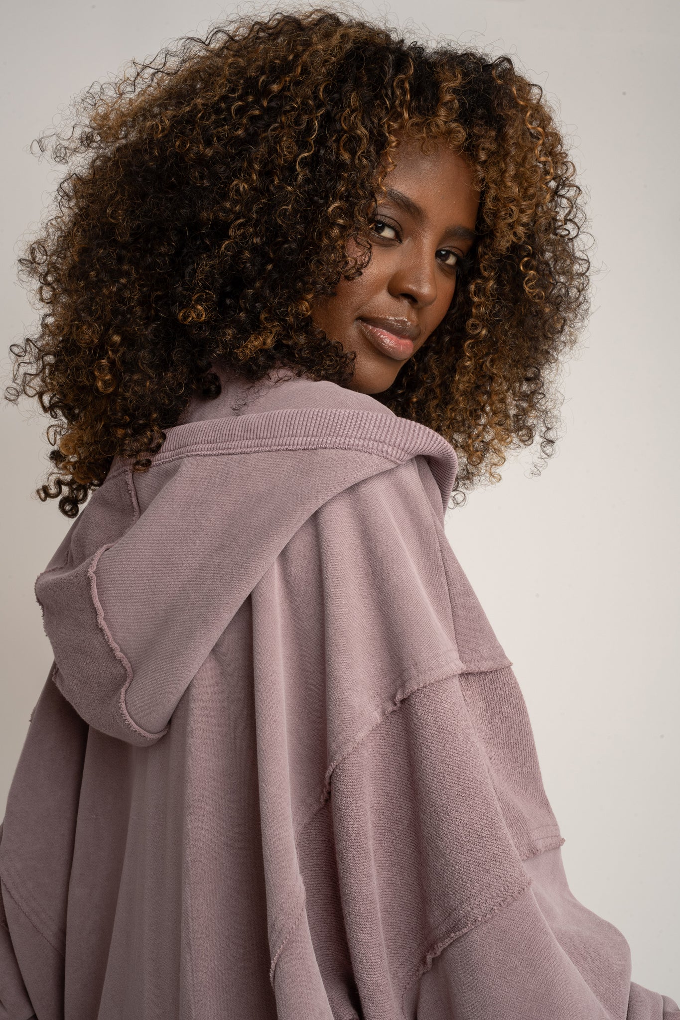 BLUZA Z EFEKTEM WASHED BORDOWA - TRONDHEIM