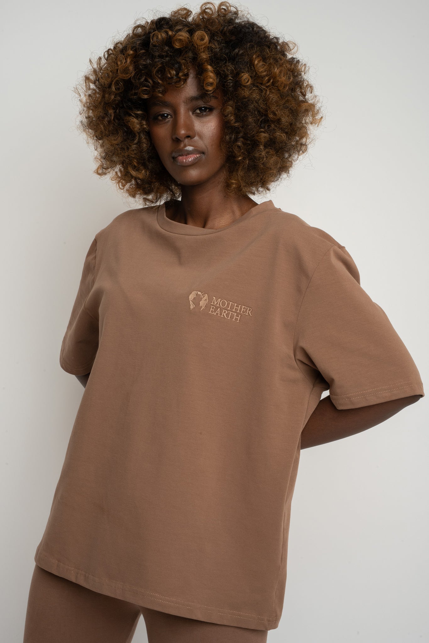T-SHIRT DAMSKI BRĄZOWY - OYSTER