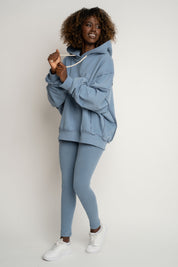 BLUZA Z KAPTUREM TYPU OVERSIZE CIEMNONIEBIESKA - NESCA