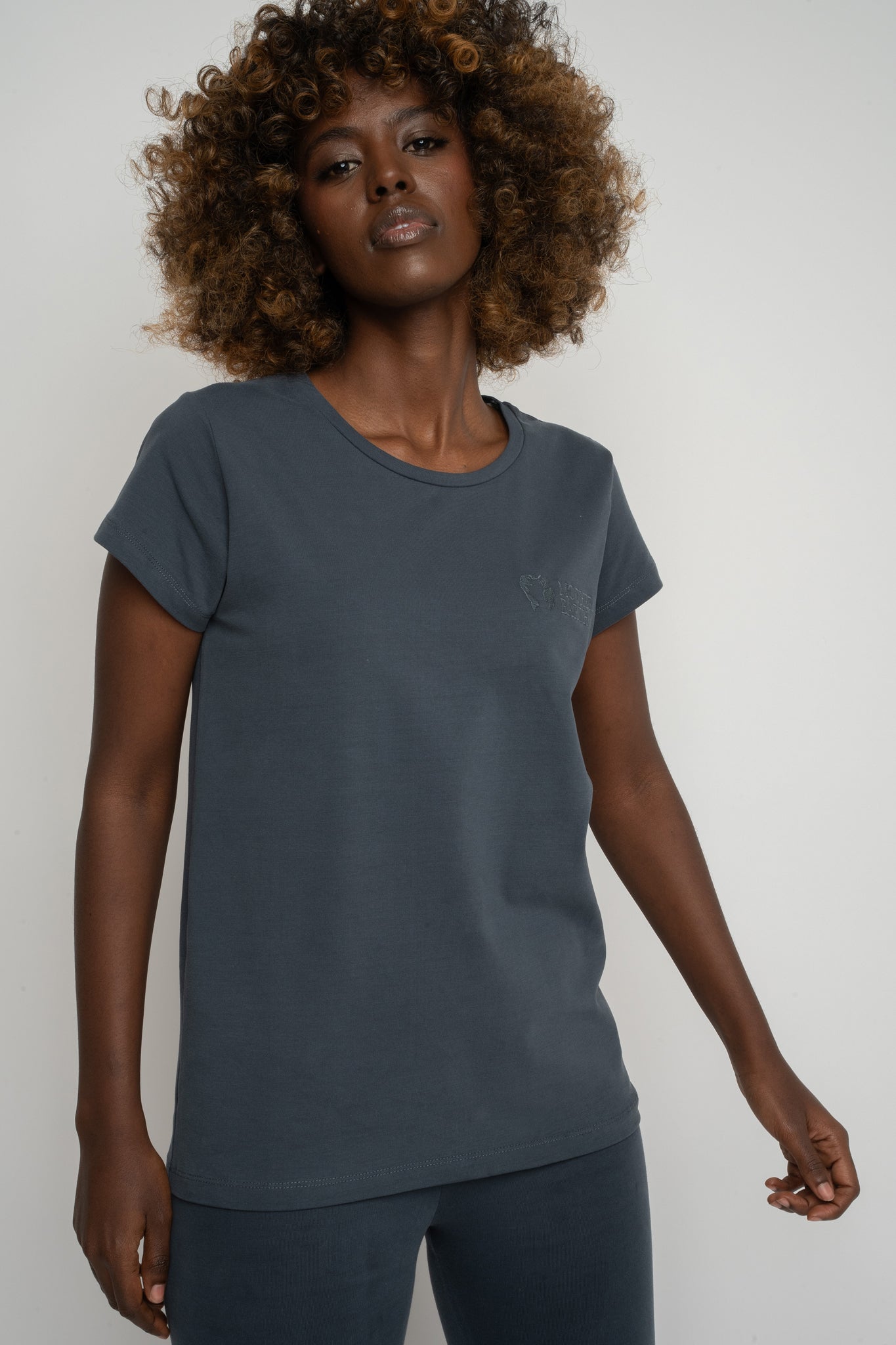 T-SHIRT DAMSKI GRAFITOWY - PETIT