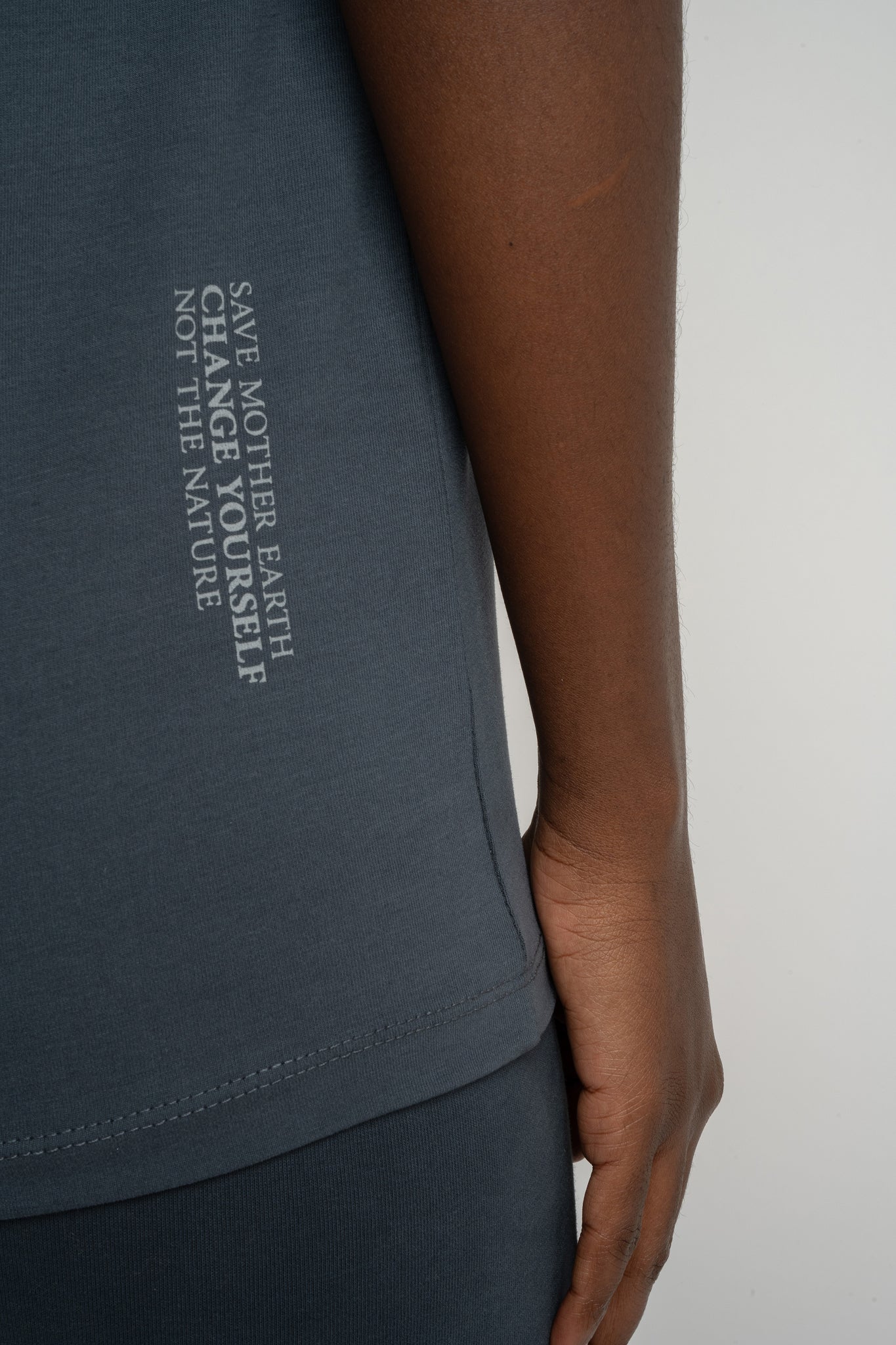 T-SHIRT DAMSKI GRAFITOWY - PETIT