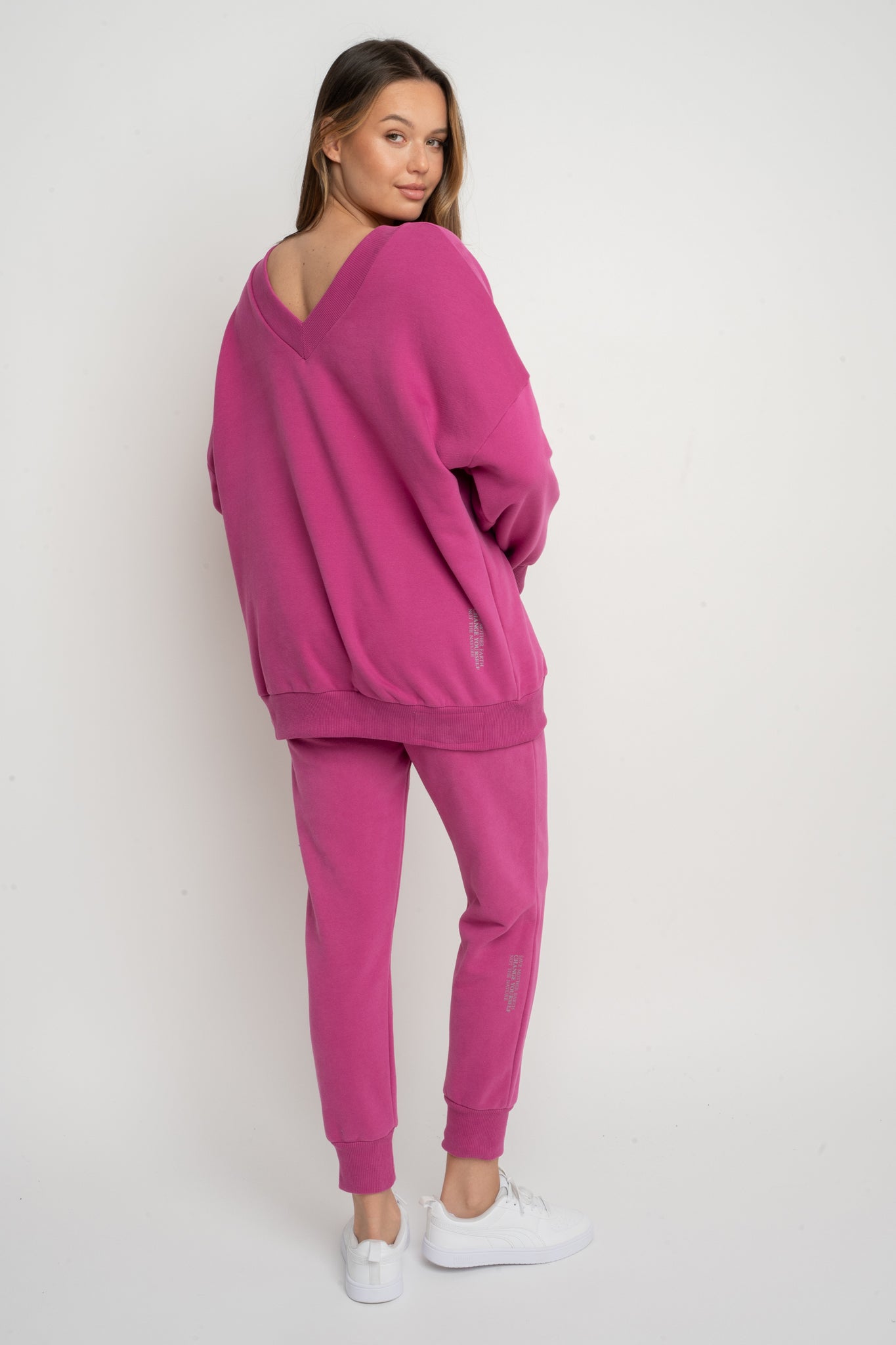 BLUZA Z DEKOLTEM OVERSIZE RÓŻOWA - BISCOE