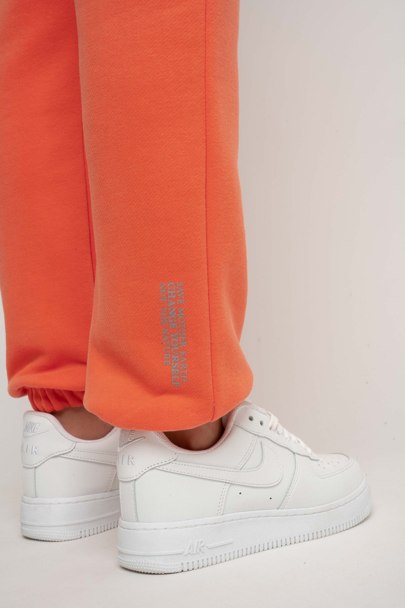 REGULAR FIT SWEATPANTS PUMPKIN ORANGE - MILOS