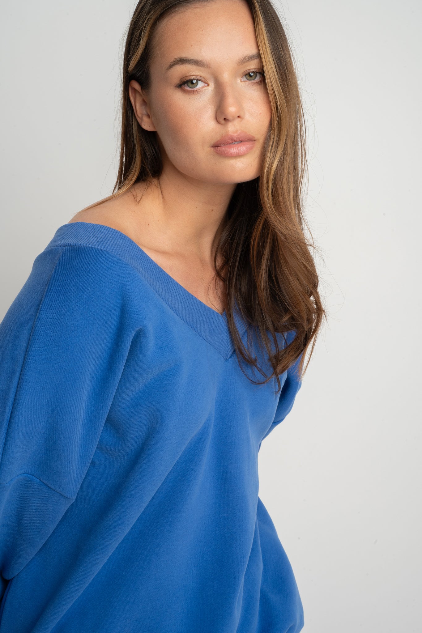 OVERSIZED COLLAR SWEATSHIRT - BISCOE