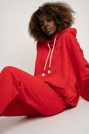BLUZA Z KAPTUREM TYPU OVERSIZE CZERWONA - NESCA
