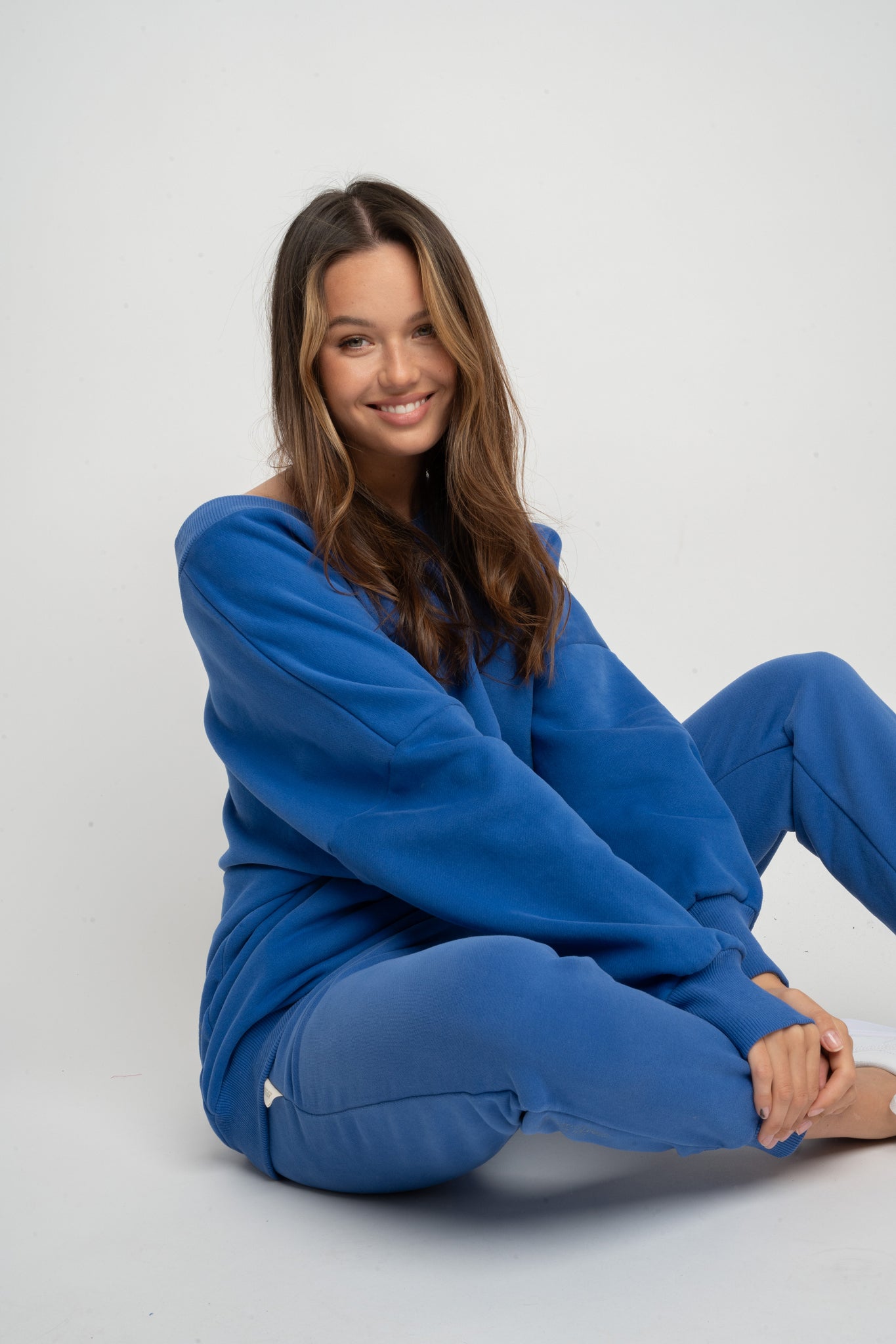 OVERSIZED COLLAR SWEATSHIRT - BISCOE