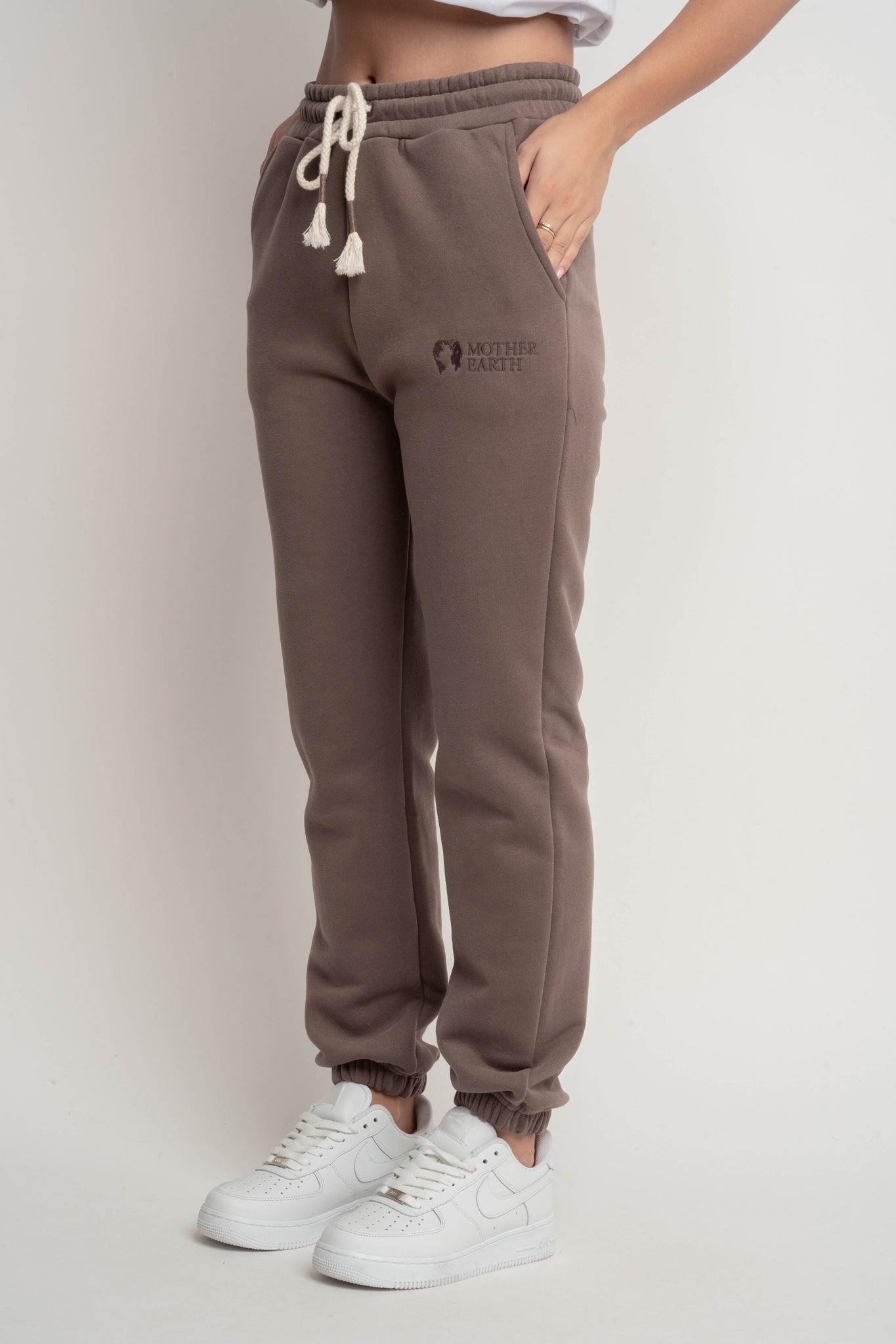 REGULAR FIT SWEATPANTS CAPPUCCINO - MILOS