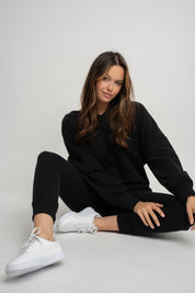 BLUZA Z DEKOLTEM OVERSIZE CZARNA - BISCOE