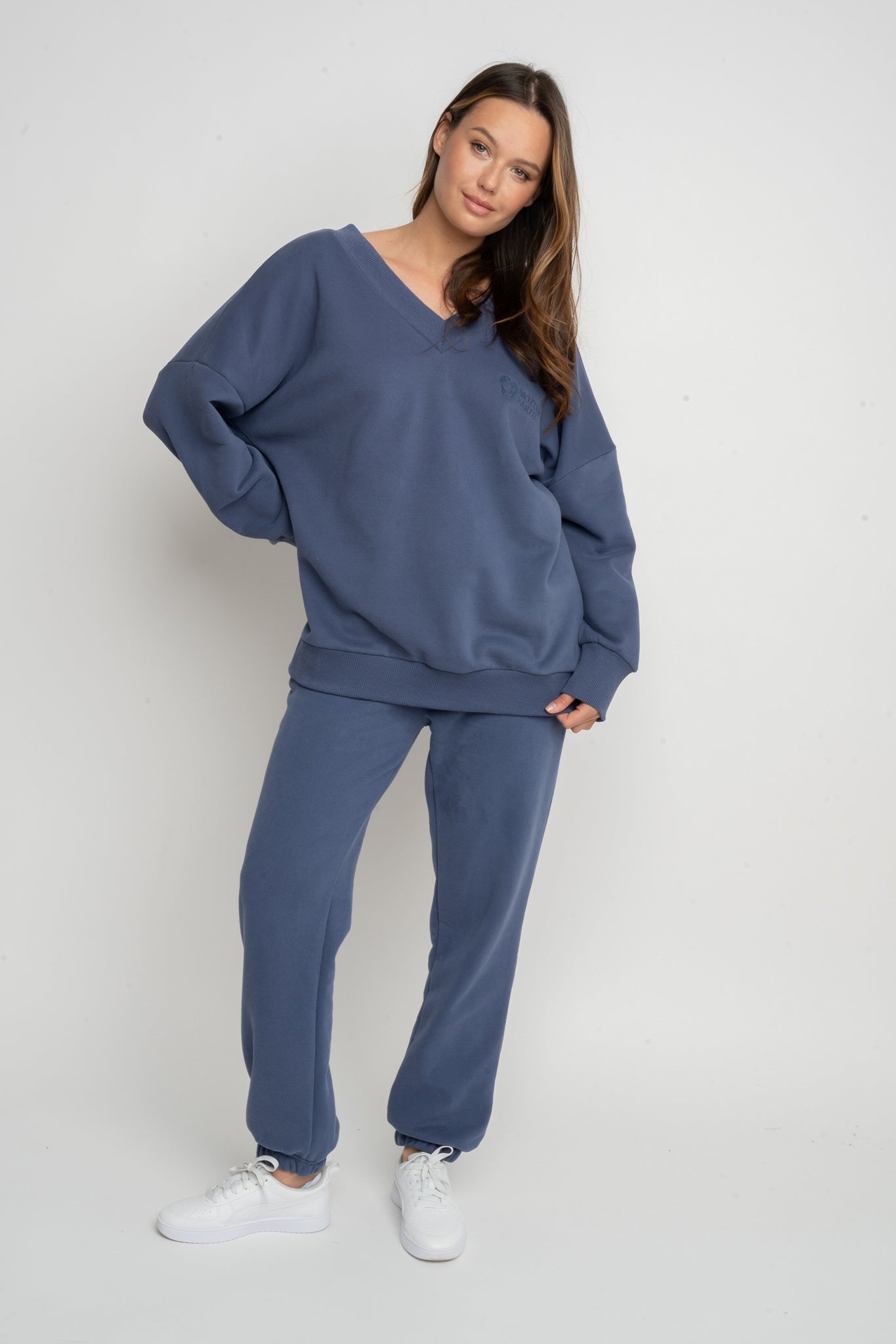 BLUZA Z DEKOLTEM OVERSIZE GRANATOWA - BISCOE