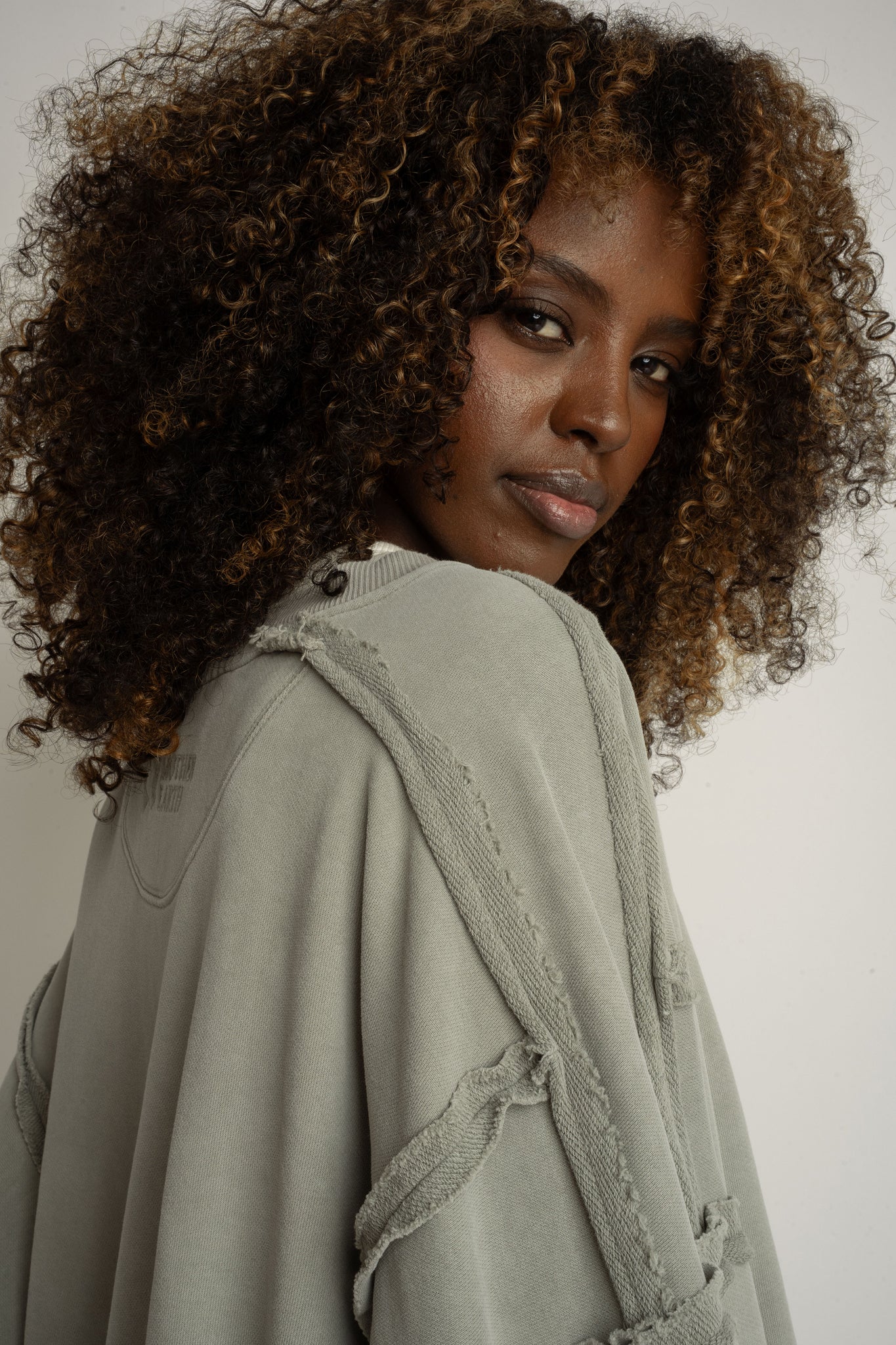 WASHED EFFECT BLOUSE OLIVE - DALARNA