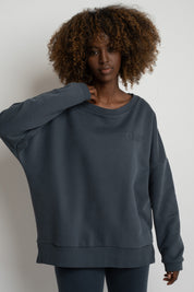 BLUZA OVERSIZE Z SZEROKIM DEKOLTEM GRAFITOWA - MULL