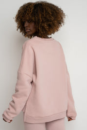 BLUZA O KROJU REGULAR FIT Z DŁUŻSZYM TYŁEM JASNORÓŻOWA - COOK