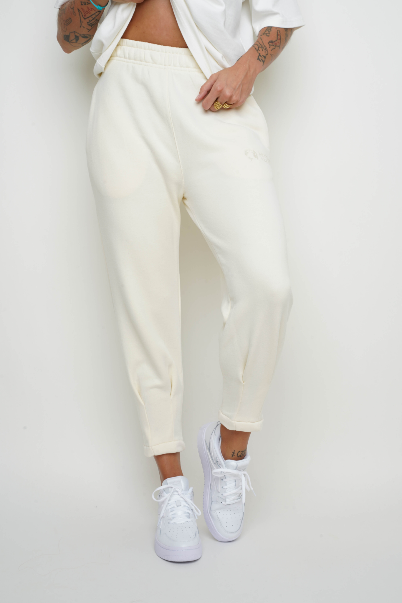 CLASSIC ECRU TRACKSUIT SET - MABEL