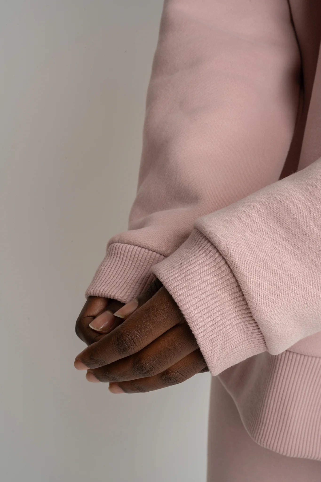 2nd DROP LIGHT PINK OVERSIZED SWEATSHIRT WITH A WIDE NECK - MULL