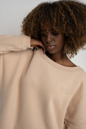 BLUZA OVERSIZE Z SZEROKIM DEKOLTEM BEŻOWA - MULL