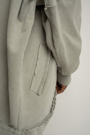 BLUZA Z EFEKTEM WASHED OLIWKOWA - LUND