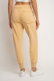 SPODNIE DRESOWE TYPU JOGGER Z EFEKTEM WASHED MUSZTARDOWE - ODENSE