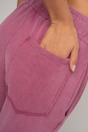 SPODNIE DRESOWE TYPU JOGGER Z EFEKTEM WASHED RÓŻOWE - ODENSE