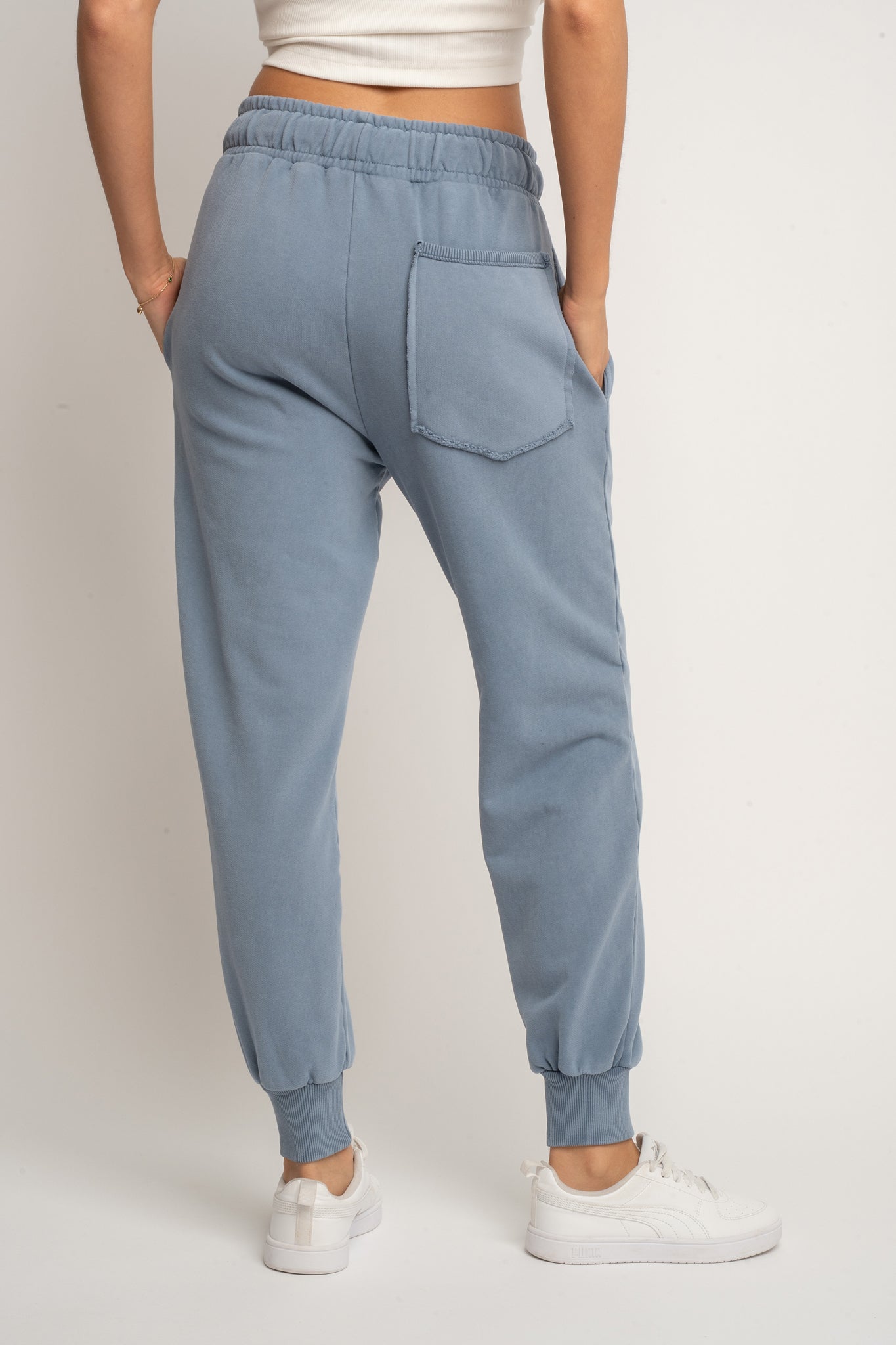 SPODNIE DRESOWE TYPU JOGGER Z EFEKTEM WASHED NIEBIESKIE - ODENSE