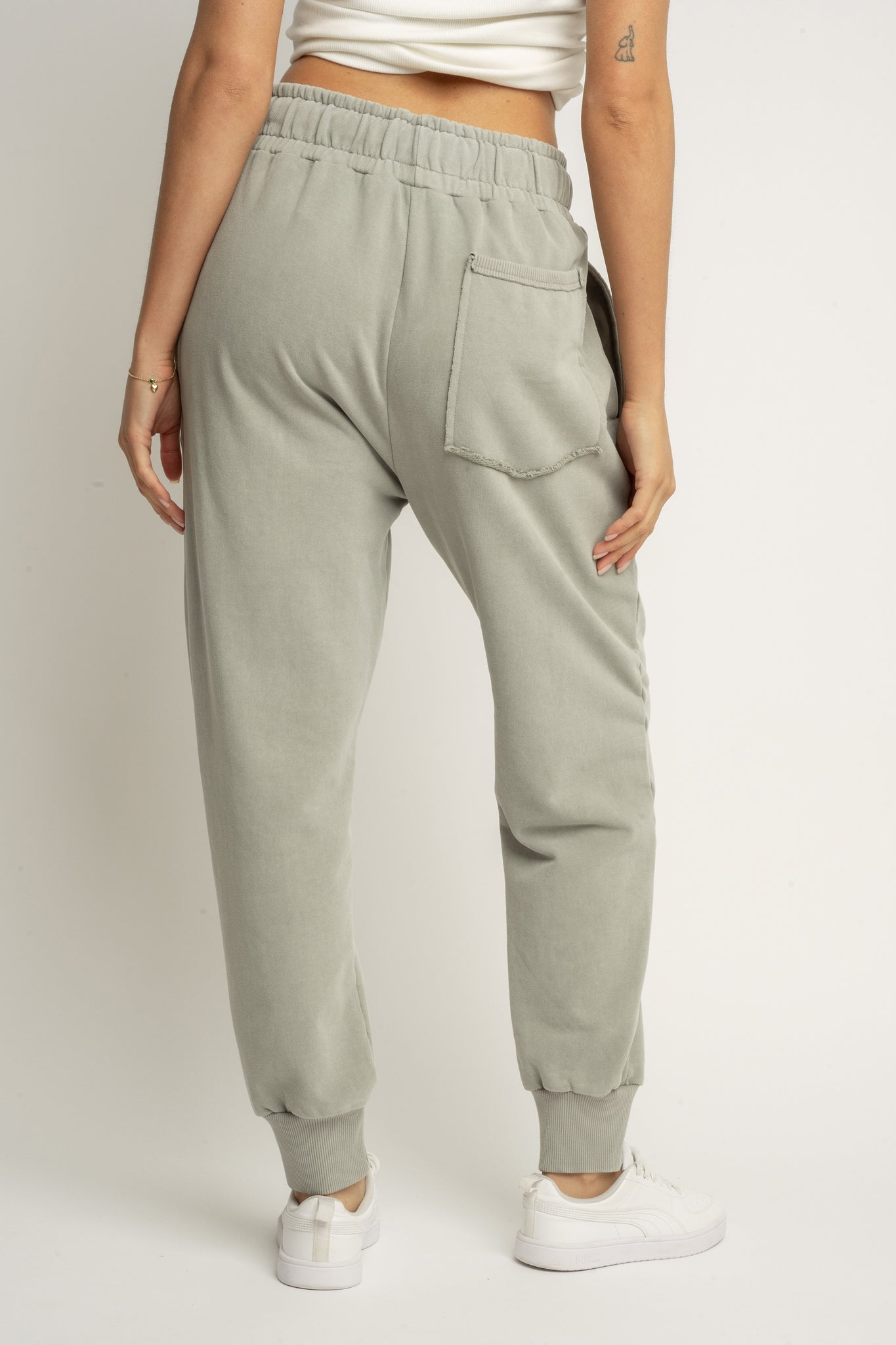 WASHED EFFECT OLIVE SWEATPANTS - ODENSE
