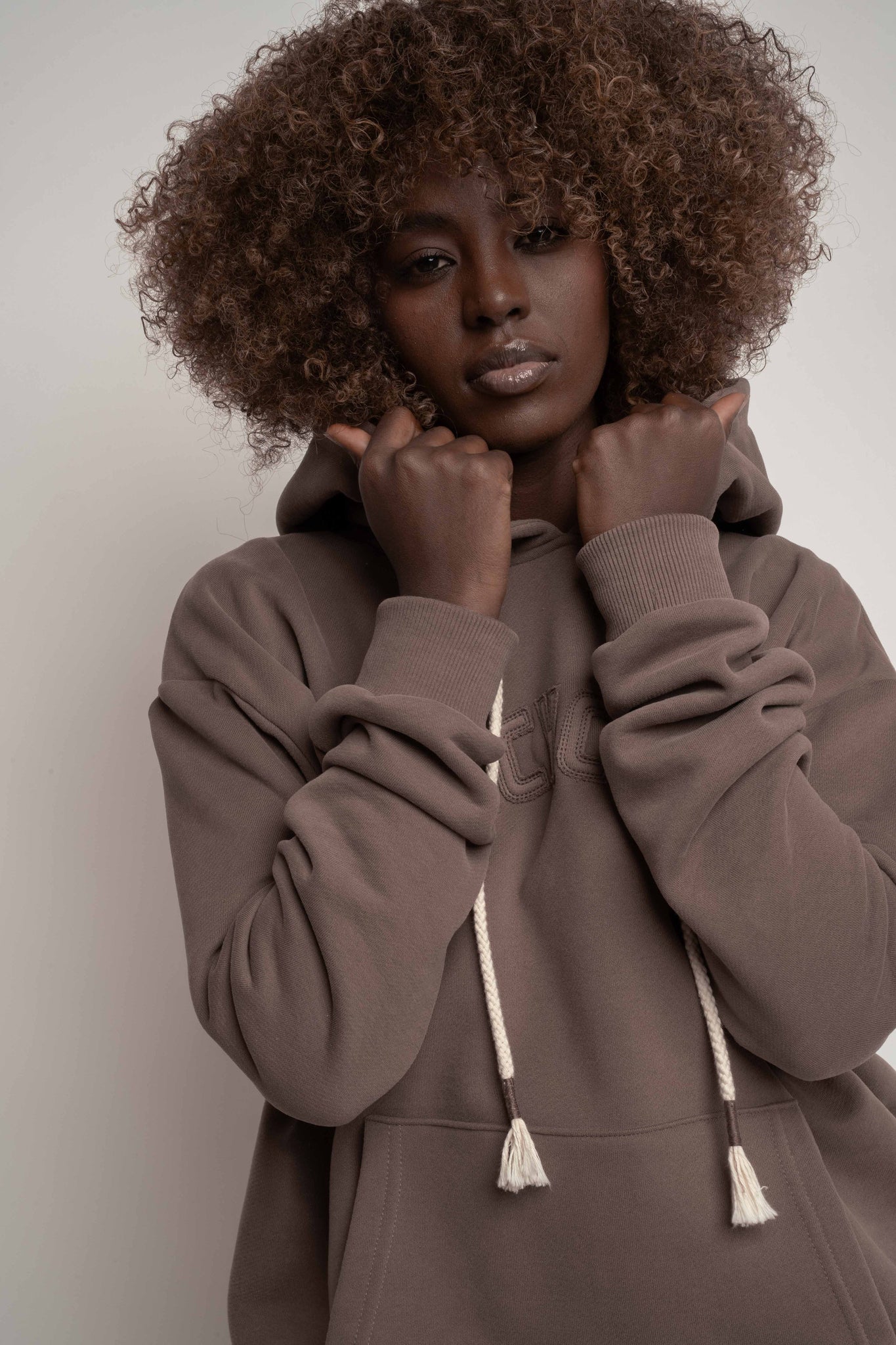 CAPPUCCINO HOODIE - MOHELI RECYCLED