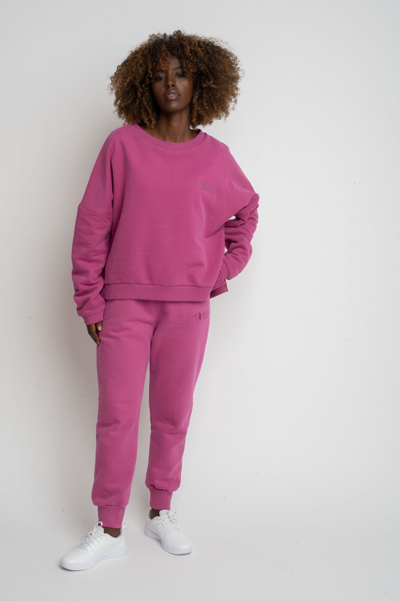 BLUZA O KROJU REGULAR FIT Z DŁUŻSZYM TYŁEM 2nd DROP RÓŻOWA - COOK