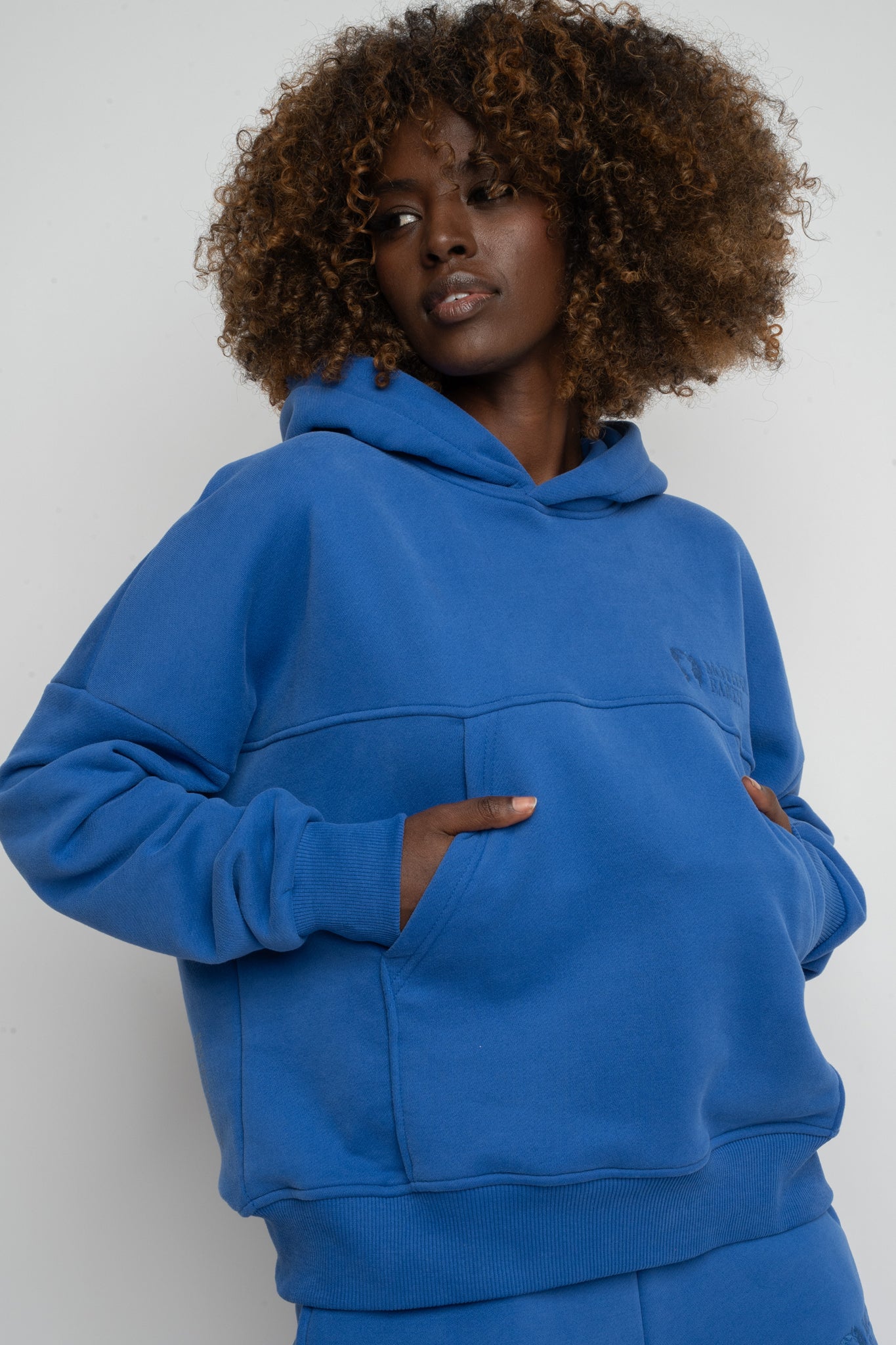 BLUZA Z KAPTUREM CHABROWA - MURIA