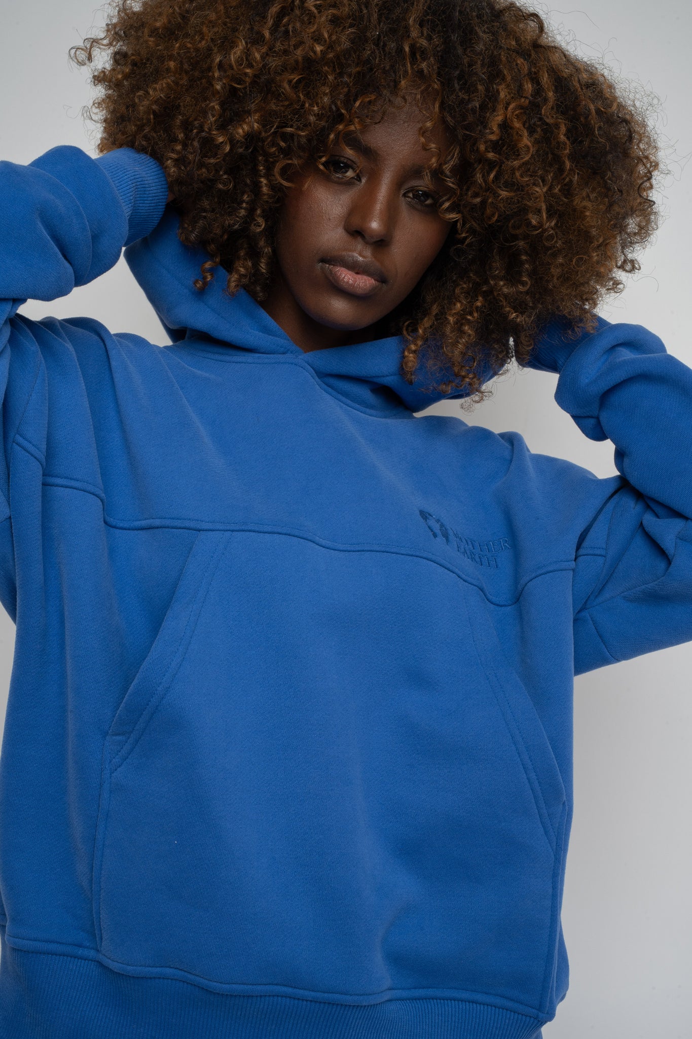 BLUZA Z KAPTUREM CHABROWA - MURIA