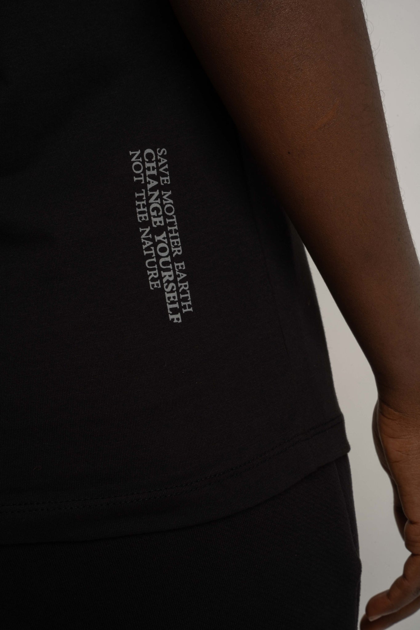 T-SHIRT DAMSKI CZARNY - SALINA
