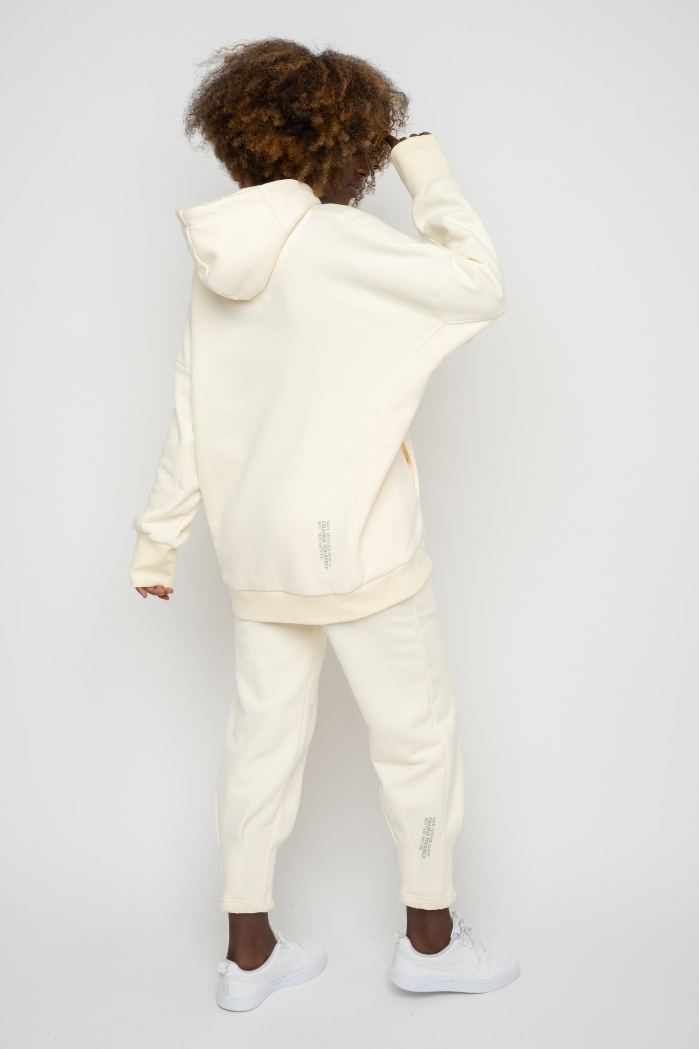BLUZA OVERSIZE Z KAPTUREM ECRU - EGERIA