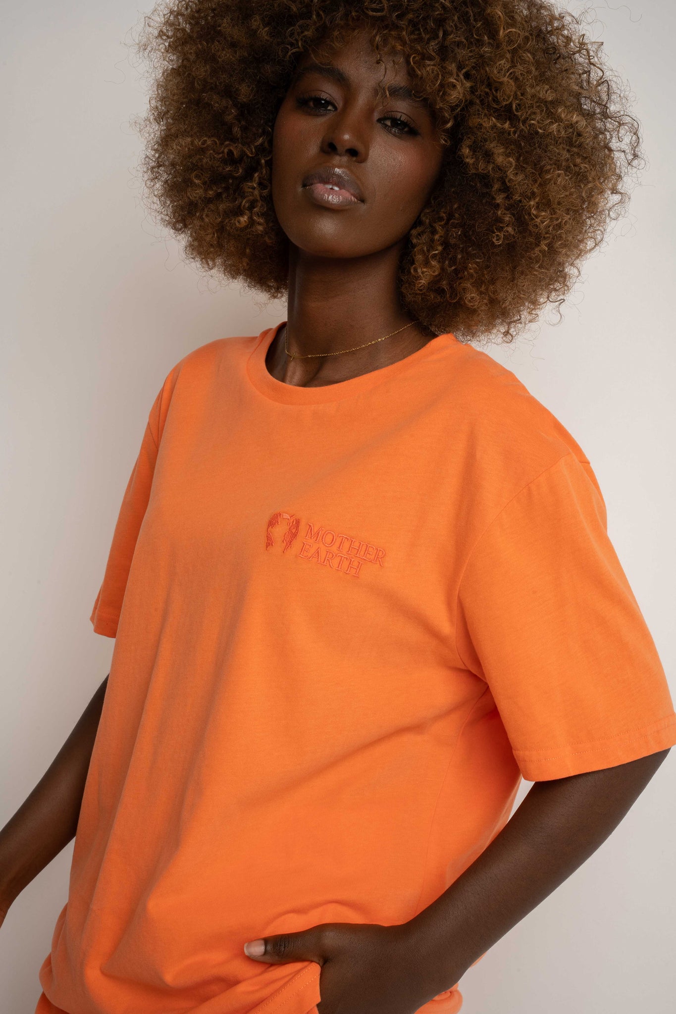 WOMEN'S ORANGE T-SHIRT - BALI
