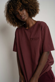 OVERSIZED T-SHIRT WITH A DELICATE WASH EFFECT, BURGUNDY - OYSTER
