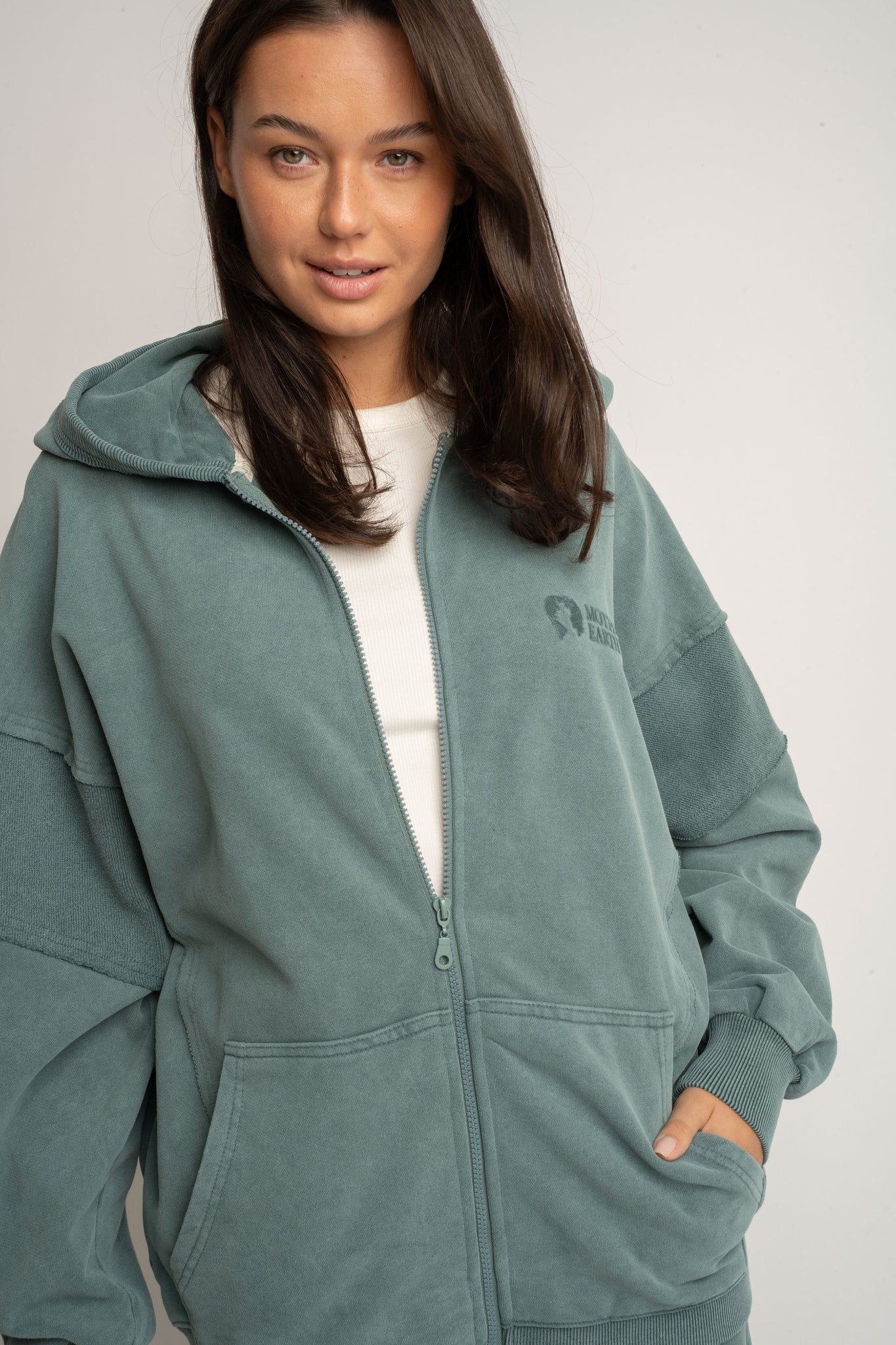 OVERSIZED WASHED HOODIE IN GREEN - TRONDHEIM